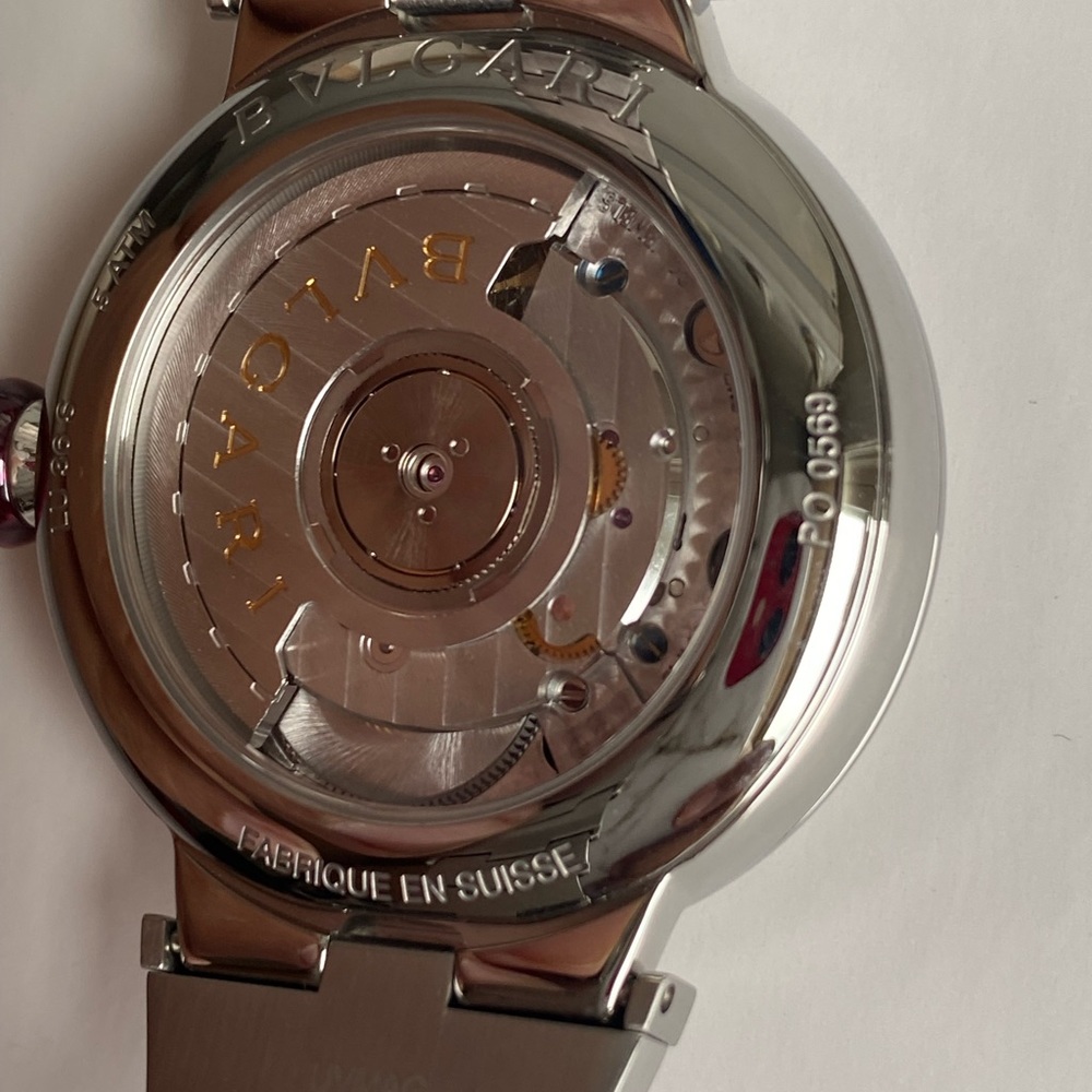 Bvlgari brand new in a box mens stainless steel with factory fitted diamonds - Picture 5 of 10